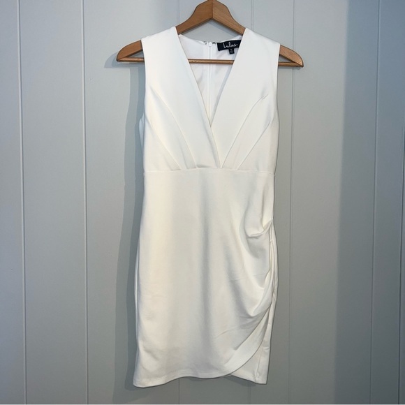 Lulus Cocktail Hour Sleeveless Tulip Mini Dress Size S Romantic Bridal Event - Picture 3 of 12
